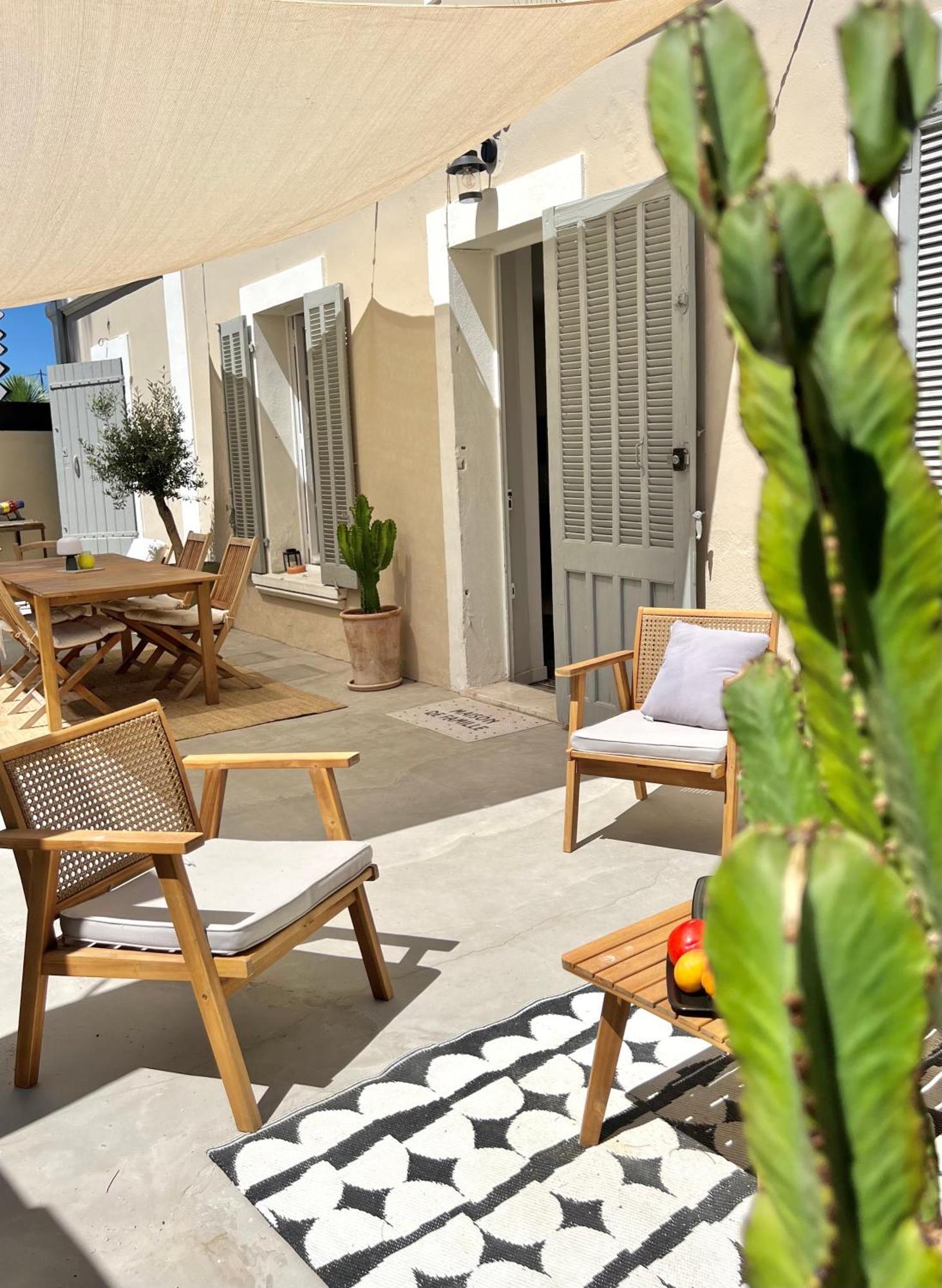 Casa Andrea Appartement Tout A Pied Avec Grand Jardin Sanary-sur-Mer Εξωτερικό φωτογραφία